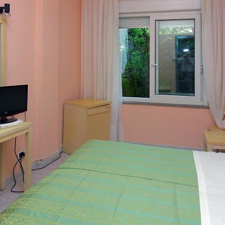Hotel Cristallo Lerici Esterno foto