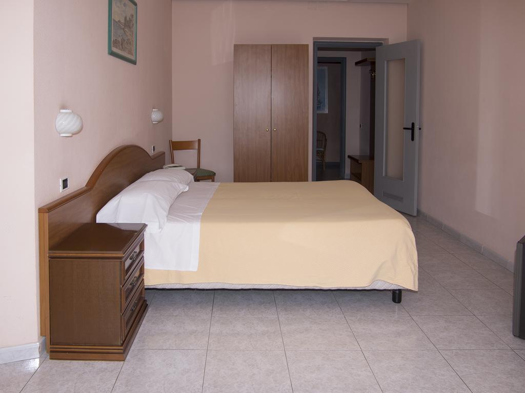 Hotel Cristallo Lerici Esterno foto
