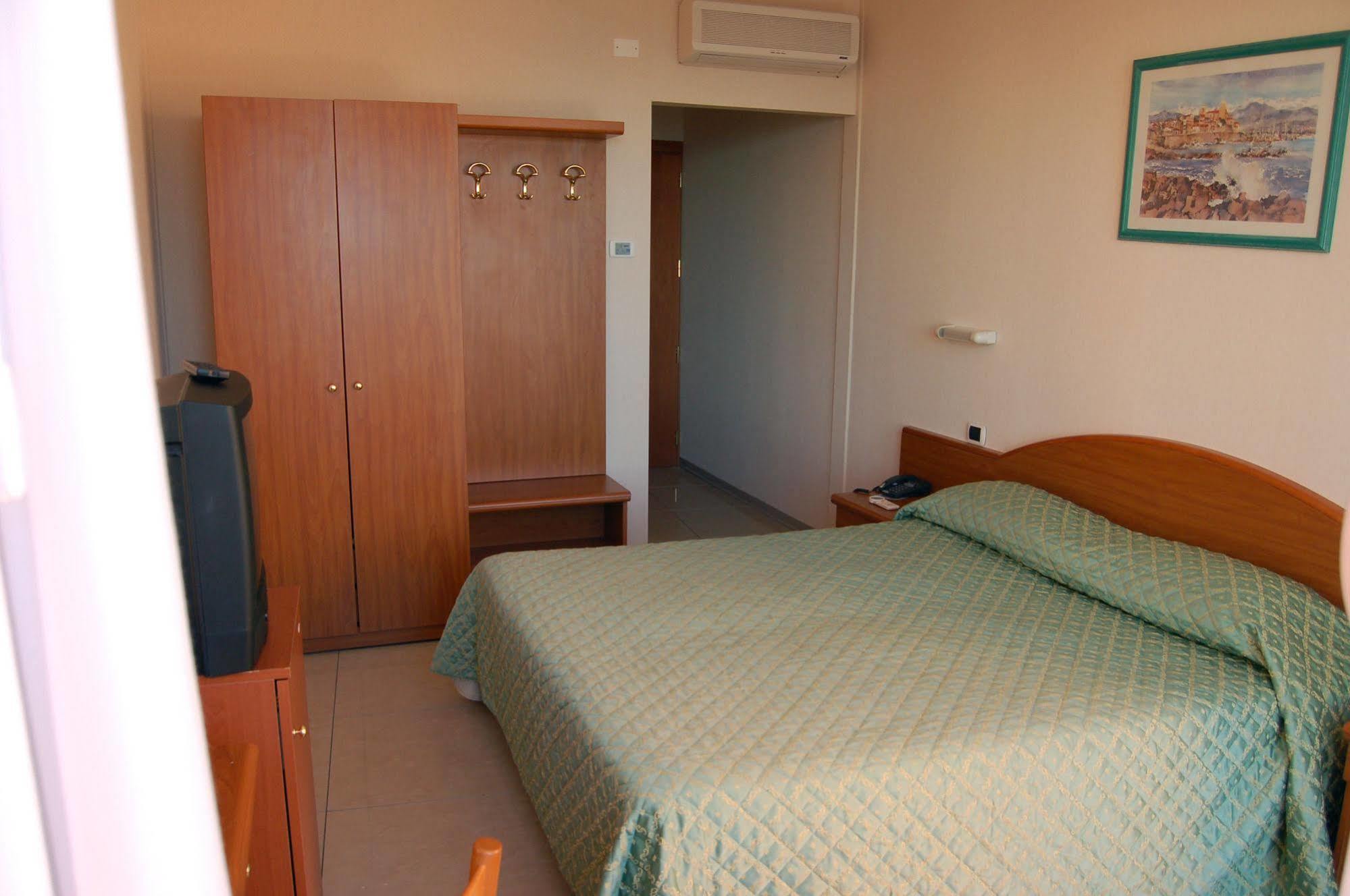 Hotel Cristallo Lerici Esterno foto
