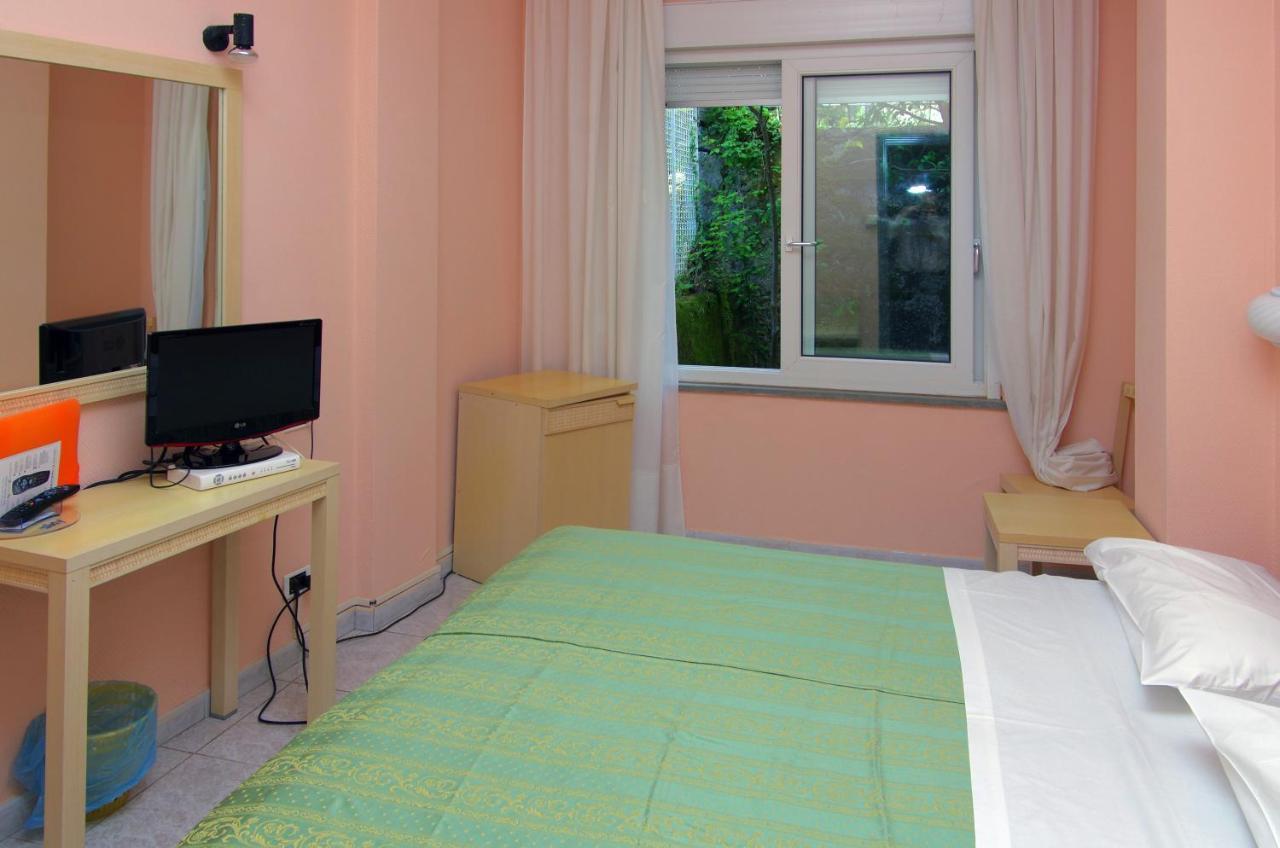 Hotel Cristallo Lerici Esterno foto